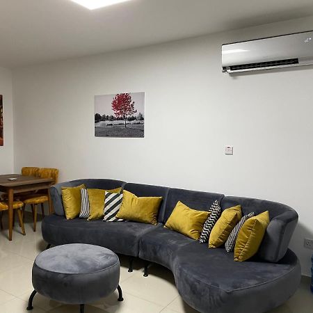 Girne Merkez Cozy 2+1 Daire Wifi +Netflixアパートメント エクステリア 写真
