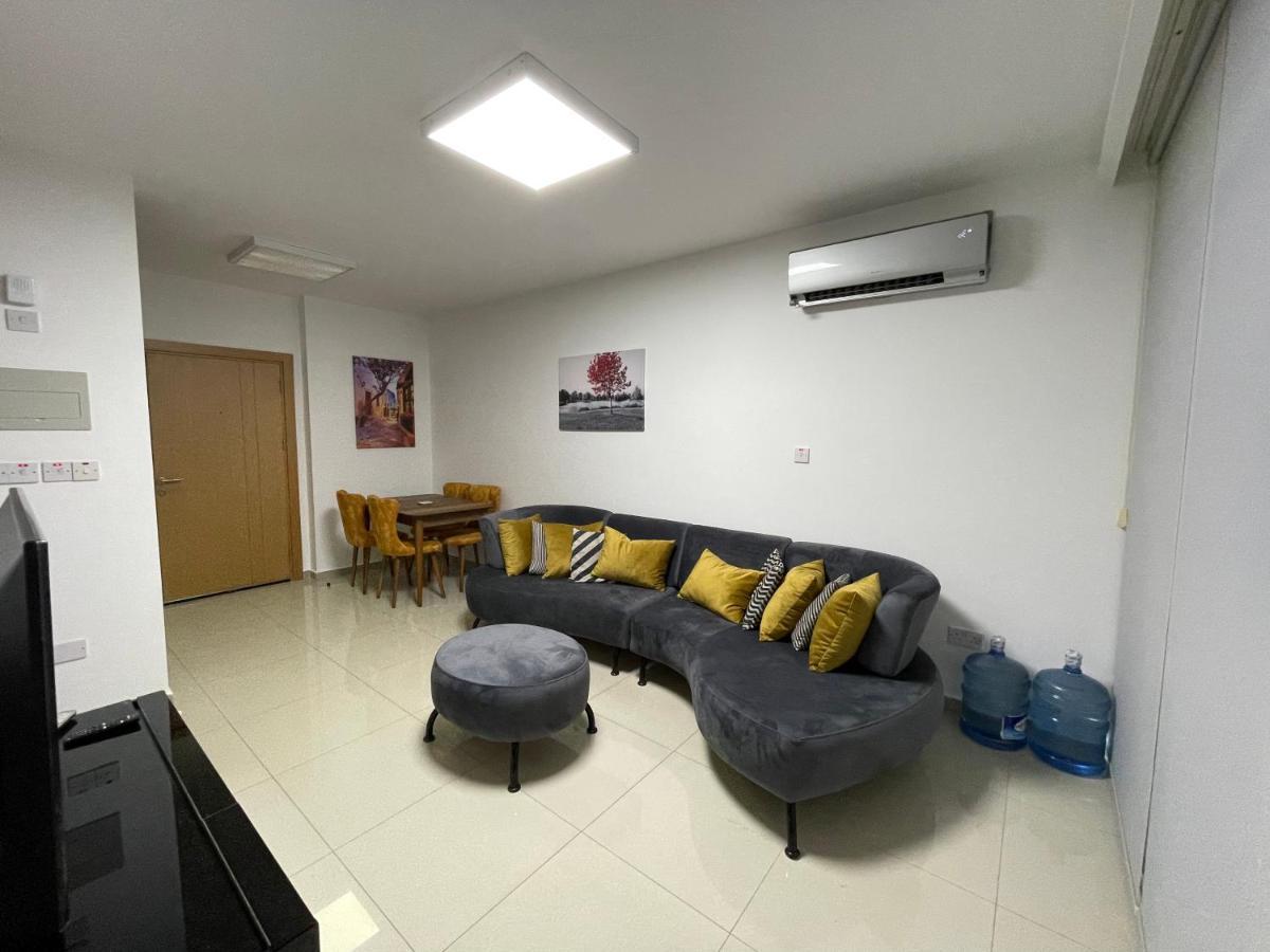 Girne Merkez Cozy 2+1 Daire Wifi +Netflixアパートメント エクステリア 写真